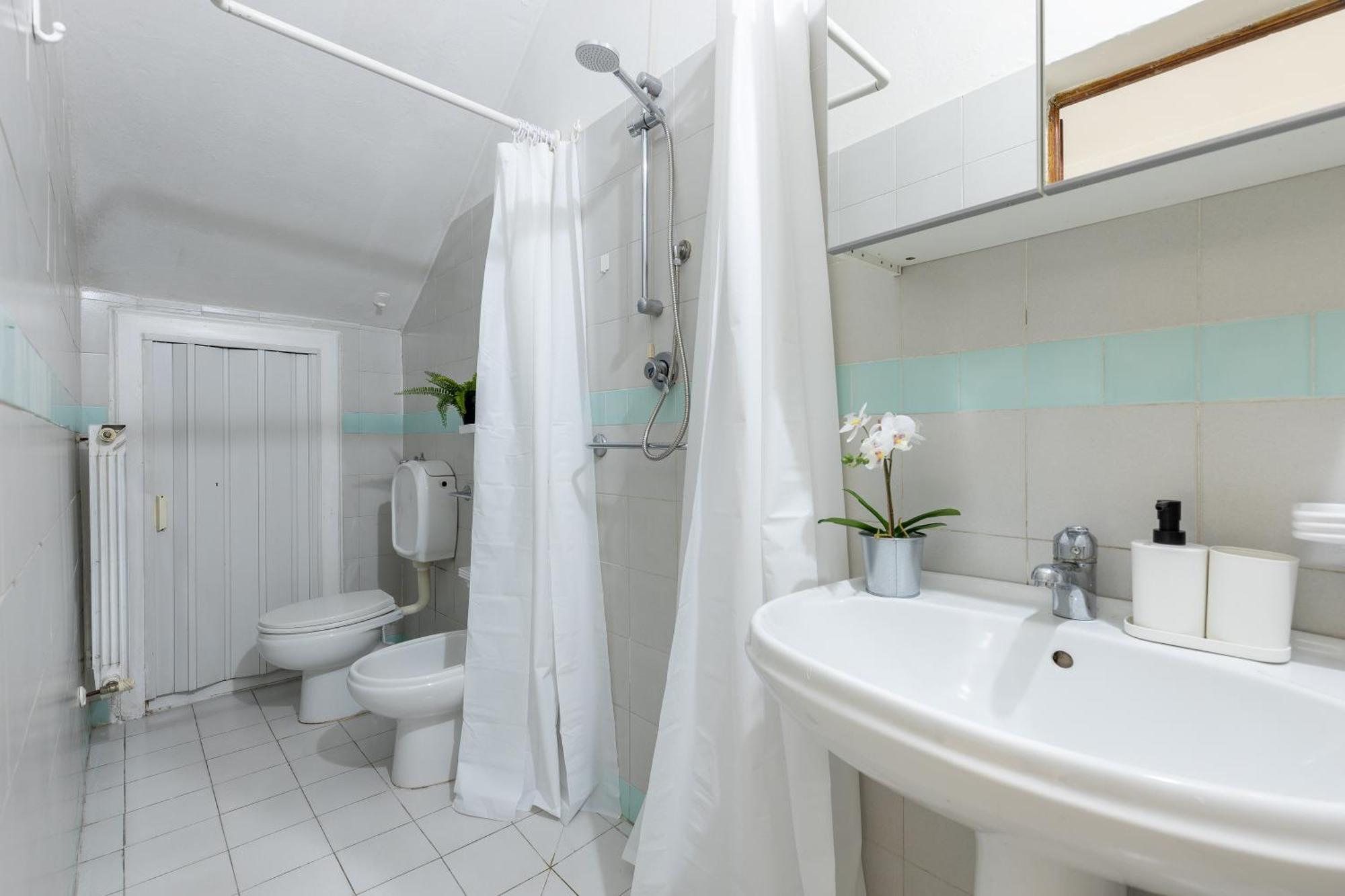 Pisa Bright Apartment Near The Airport Екстериор снимка